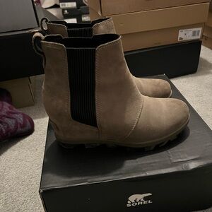 Sorel Taupe Chelsea Boots